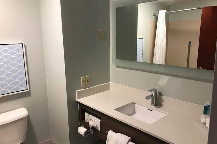 Holiday Inn Express Hotel & Suites Dayton West - Brookville by IHG