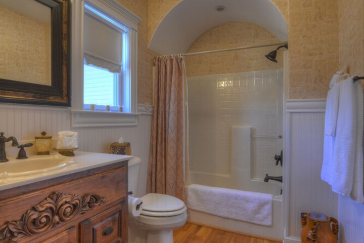 The Victoria B & B