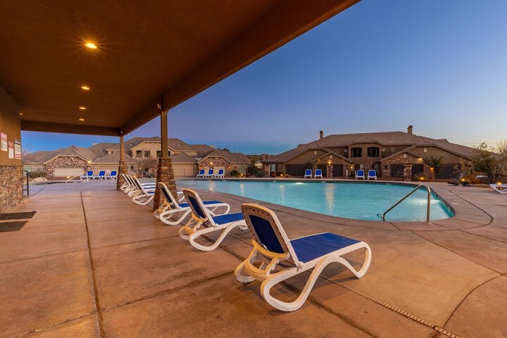 Pool 15 of 48