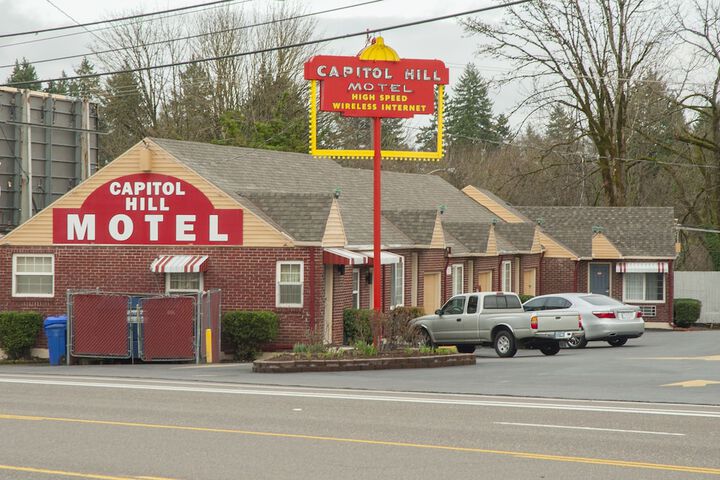 Hotel 22 of 105