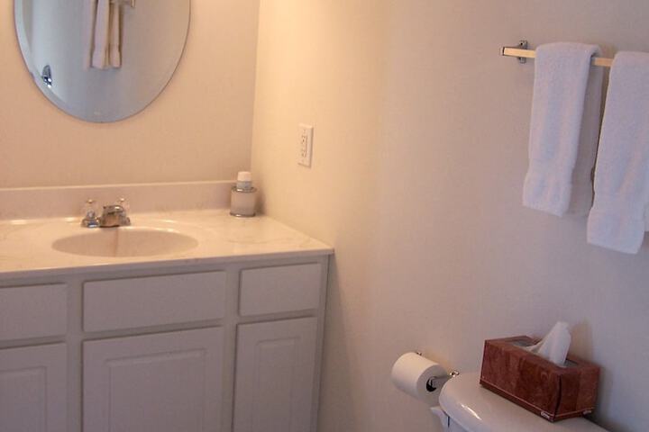 Room 21 of 27