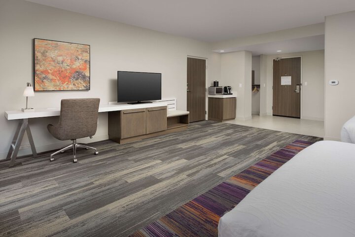Room 34 of 58