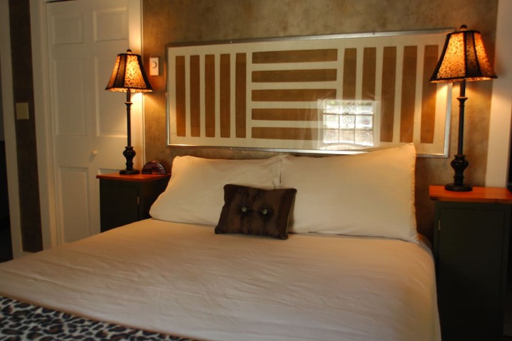 Admiral Peary Inn Bed & Breakfast