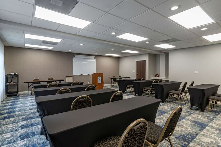 Best Western Plus Dalton Inn