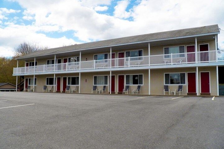 Hotel 15 of 56