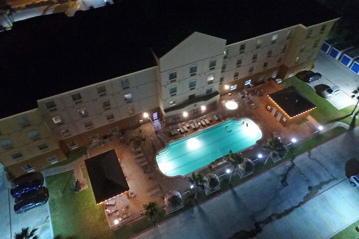 Holiday Inn Express Hotel & Suites South Padre Island by IHG