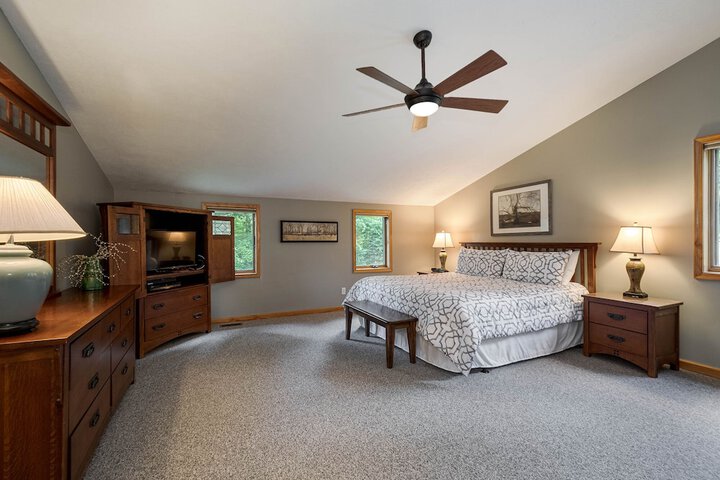 Room 32 of 44