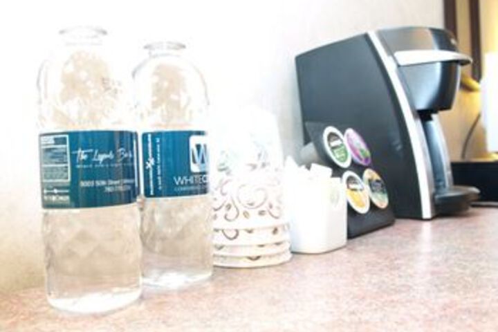 Travelodge by Wyndham Conference Centre & Suites Whitecourt