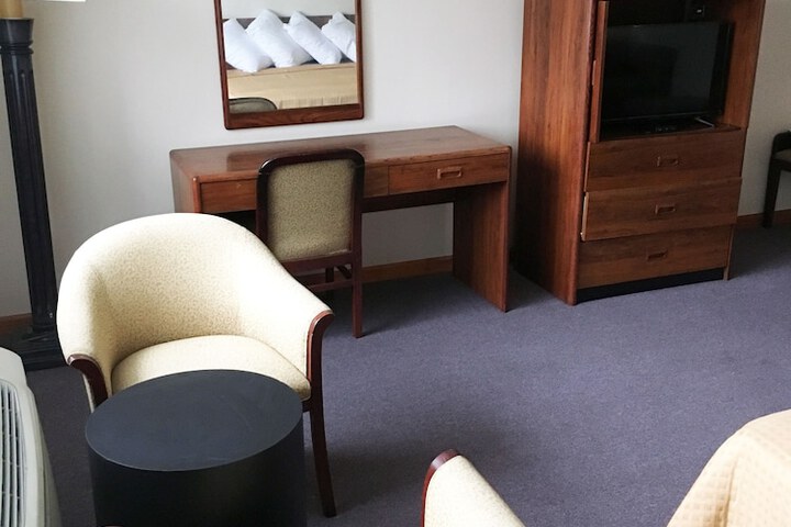 Room 16 of 20