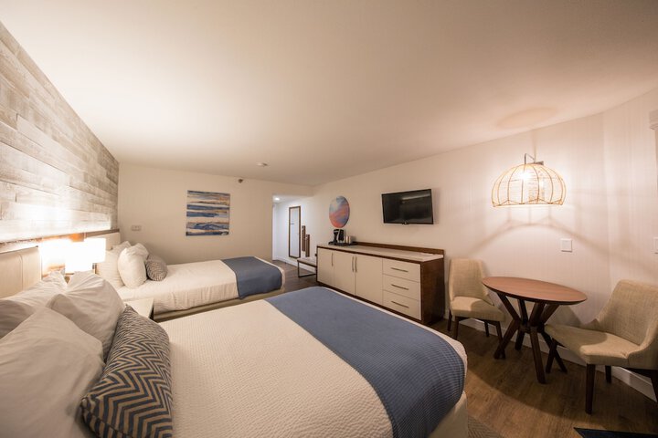 SeaCrest OceanFront Hotel