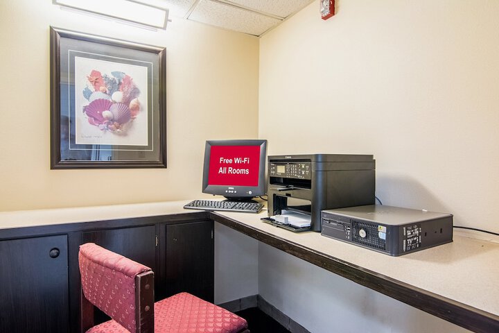 Business Center 24 of 24