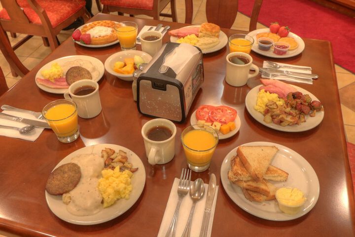 Breakfast/Coffee Service 45 of 56