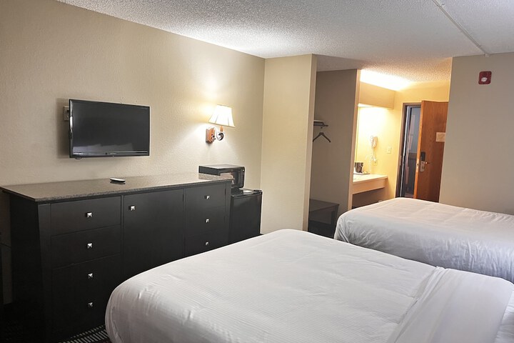 Room 6 of 26
