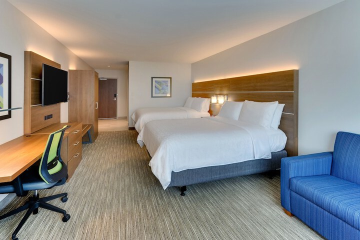 Room 36 of 79