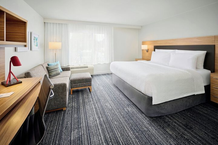 TownePlace Suites by Marriott Ottawa Kanata