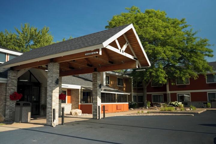AmericInn by Wyndham Chippewa Falls