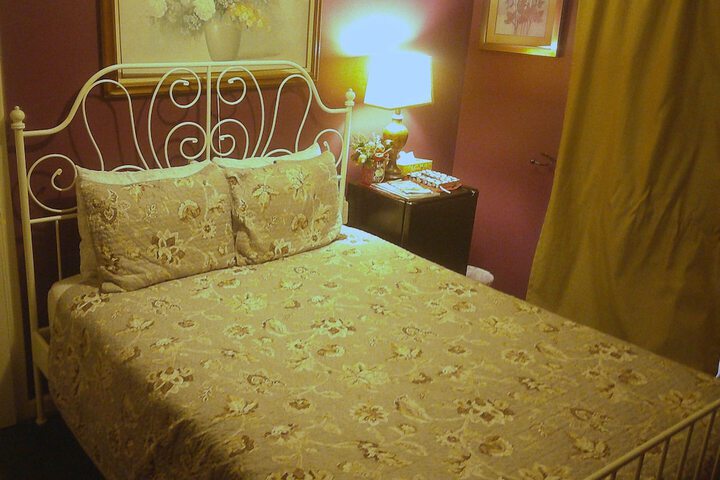 Room 77 of 154