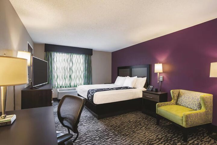 Comfort Inn & Suites Clearwater South - Pinellas Park
