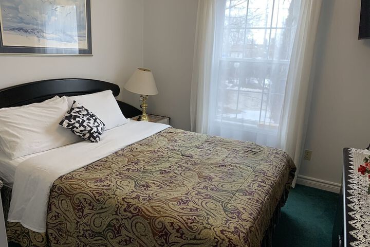 Room 3 of 56