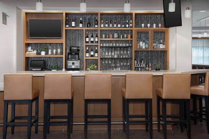 Hyatt Place Boulder / Pearl Street