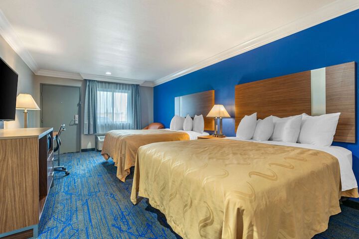 Room 19 of 36