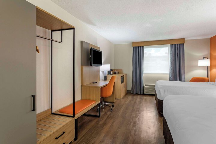 Room 31 of 46