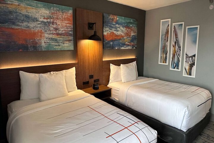 La Quinta Inn & Suites by Wyndham Chicago Gurnee