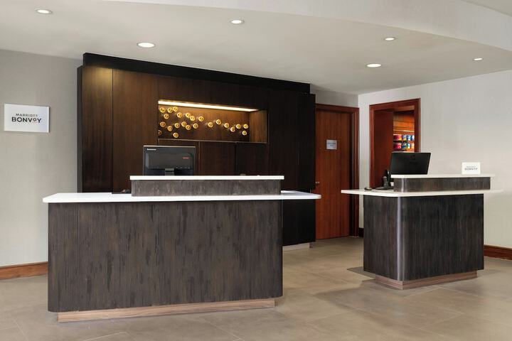Courtyard by Marriott Fort Myers I-75 / Gulf Coast Town Center