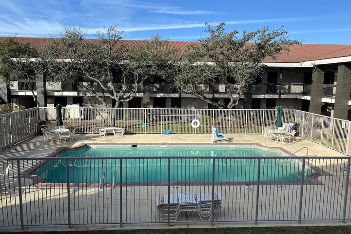 Pool 3 of 41