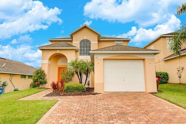 Belles Southern Dream in Southern Dunes 4 Bedroom Home by RedAwning