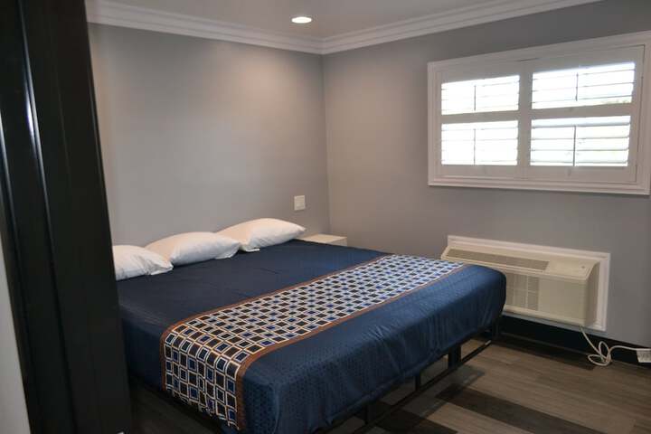Room 17 of 20