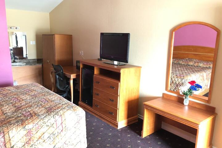 Room 7 of 23