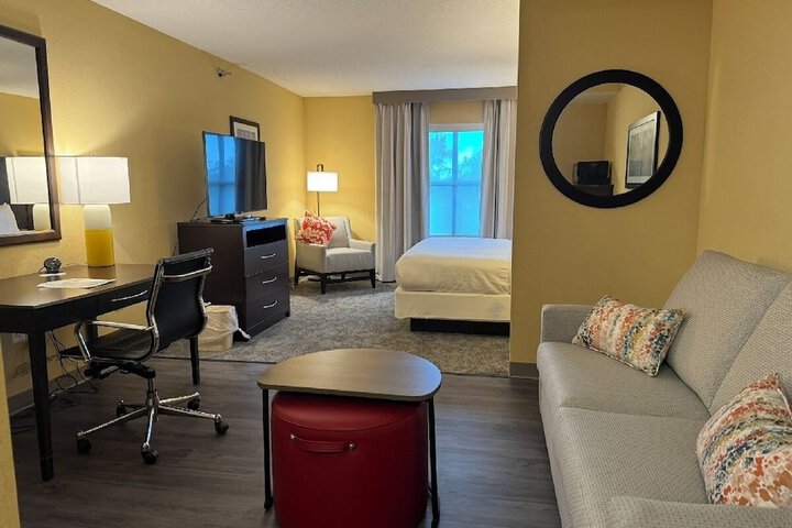 Comfort Inn & Suites Lexington Park near Pax River