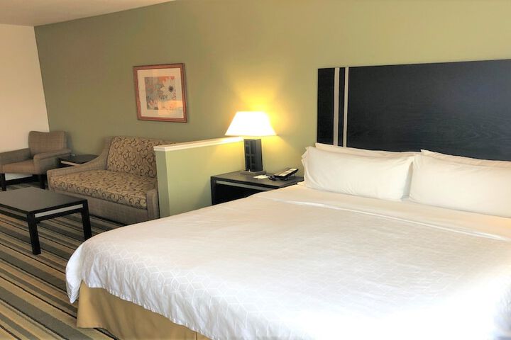 Room 47 of 150