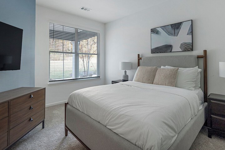 Landing Apartments Birmingham - Sand Ridge