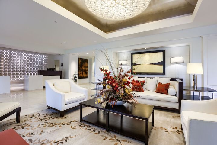 The H Hotel