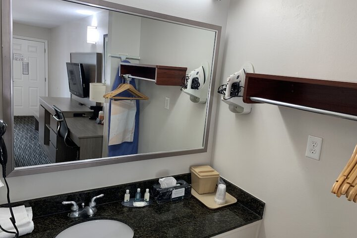 Room 40 of 58