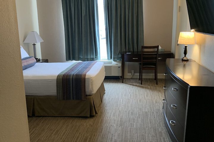 Room 54 of 91