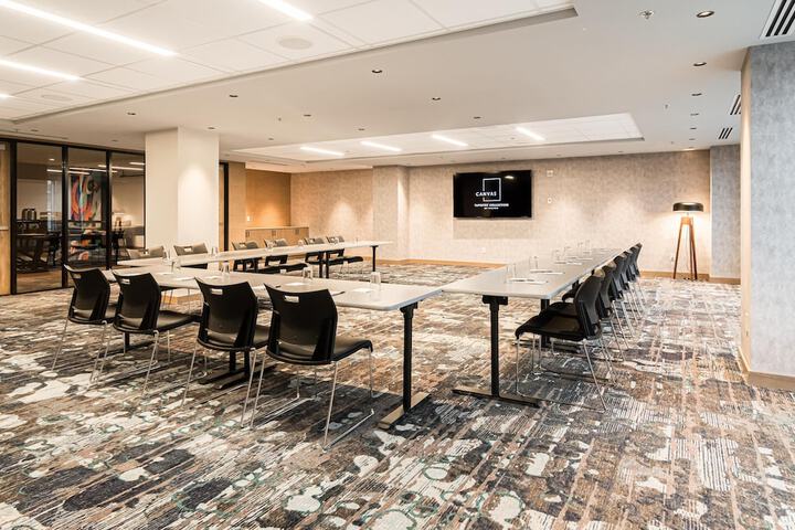 Canvas Moncton Tapestry Collection by Hilton