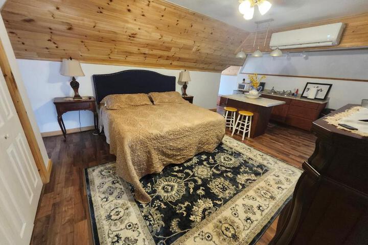 The White Birch Inn