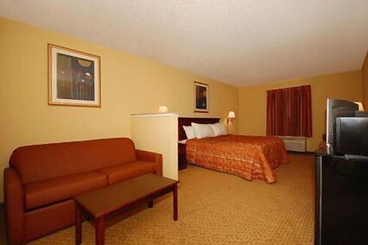 Room 9 of 44