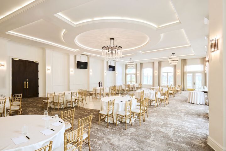 Chateau Grande Hotel