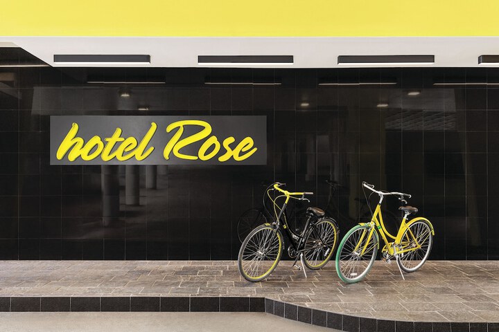Staypineapple Hotel Rose, Downtown Portland