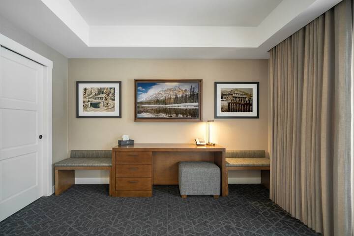 The Malcolm Hotel