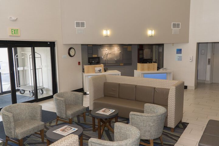Hotel 6 of 82