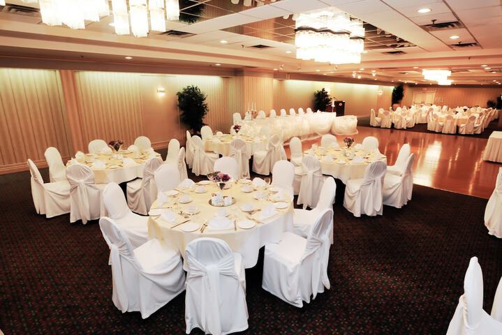 Ballroom/Hall 48 of 53