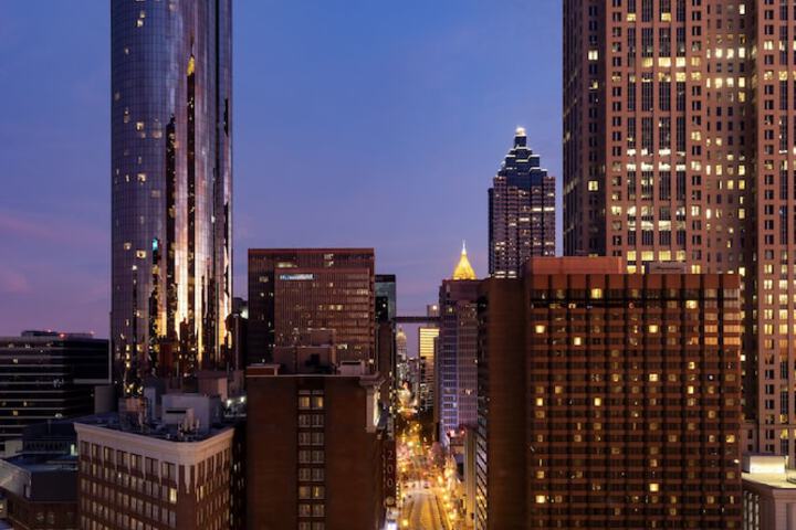 The Candler Hotel Atlanta Curio Collection by Hilton