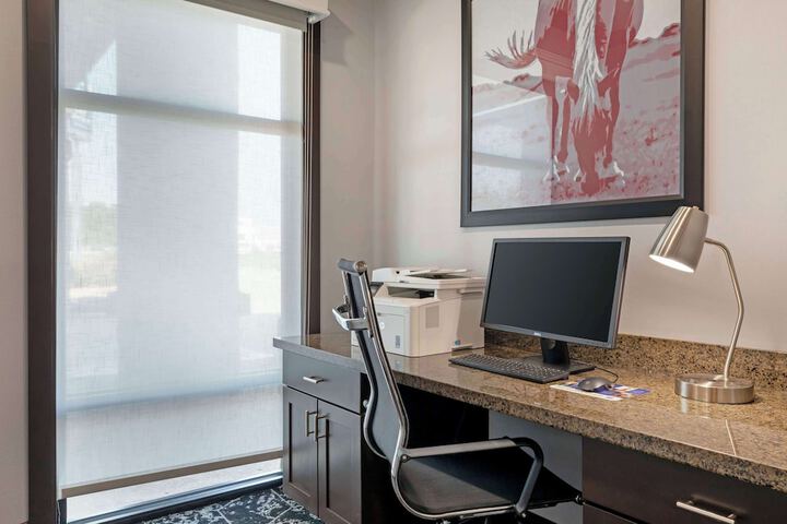 Best Western Carthage Inn & Suites