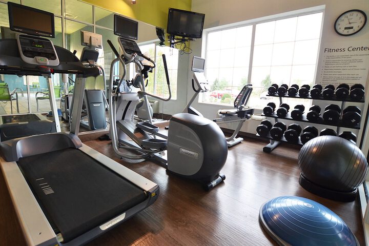 Holiday Inn Express Pittsburgh-Bridgeville by IHG