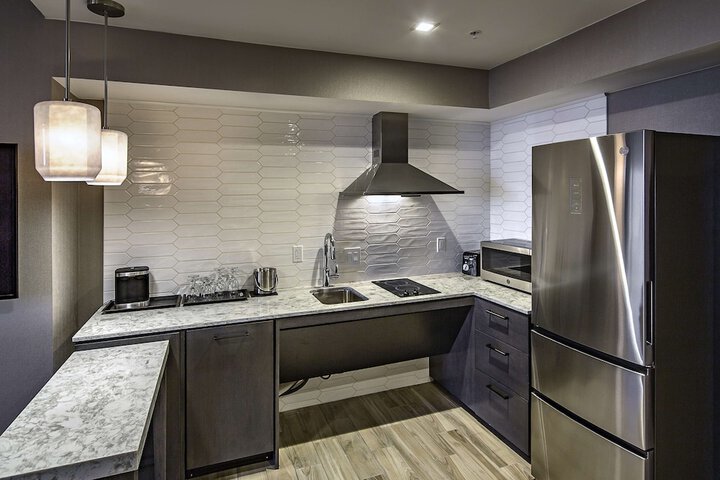 DoubleTree by Hilton Hotel Modesto